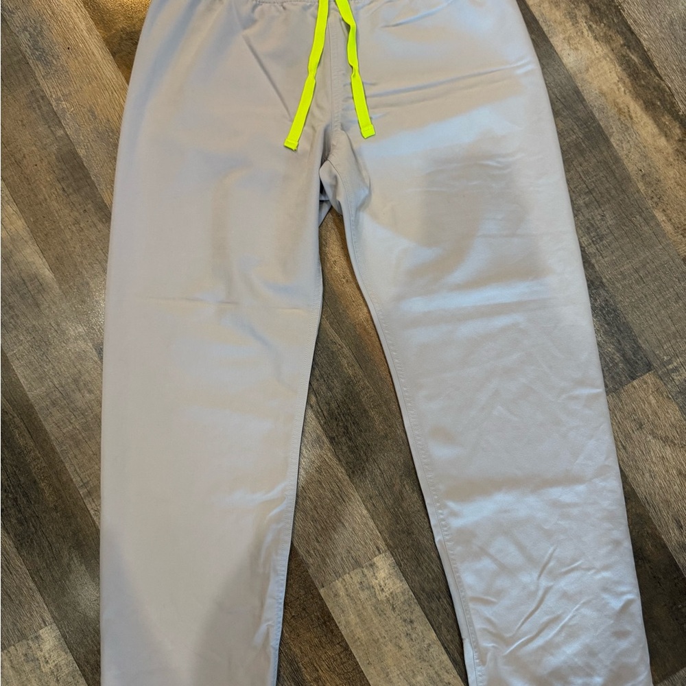 Figs Scrubs Light Gray/Tan Women's Pants - Medium-P